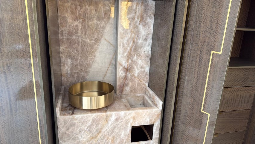 לומיקס ורוד